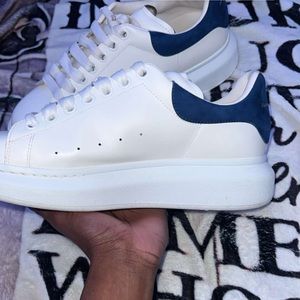 alexander mcqueens size 10